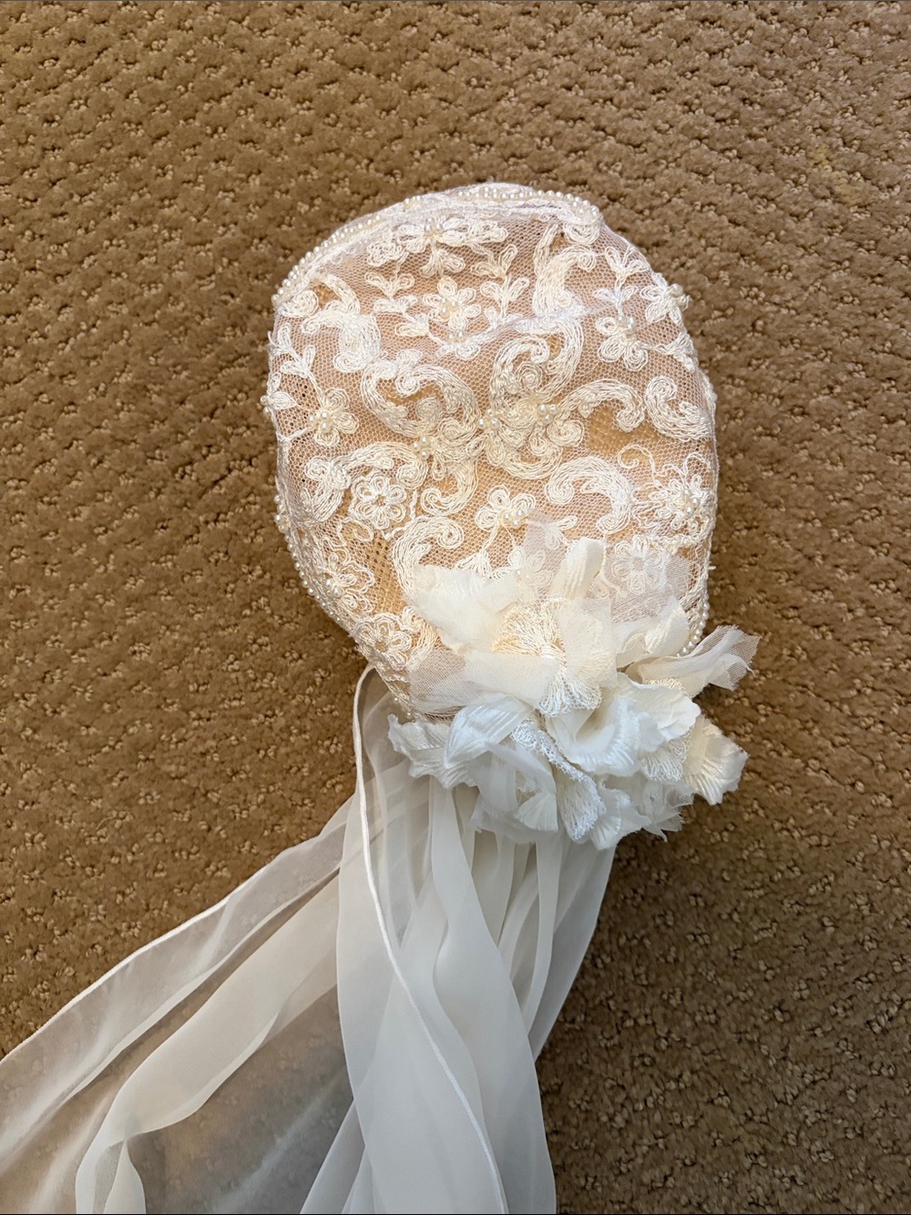 Vintage Bianchi Wedding gown, size 10 - Picture 8 of 9